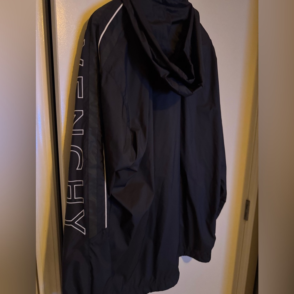 Givenchy Black Men's Graphic Print Windbreaker Jacket Small Men